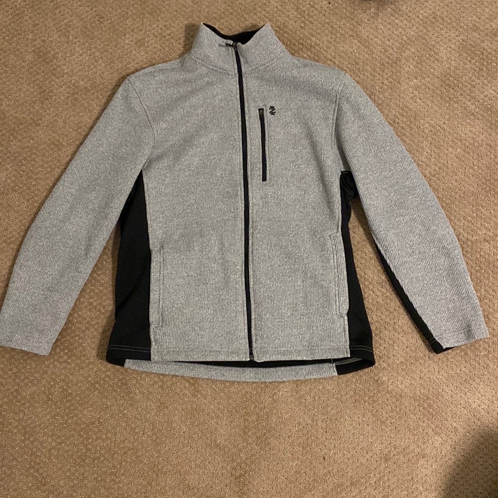 Izod Perform zip up size medium